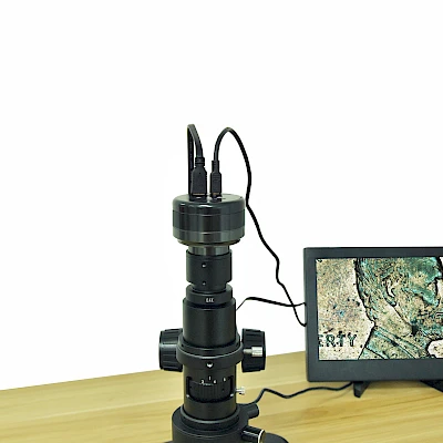 DM210 and its Stereo Microscope + Display