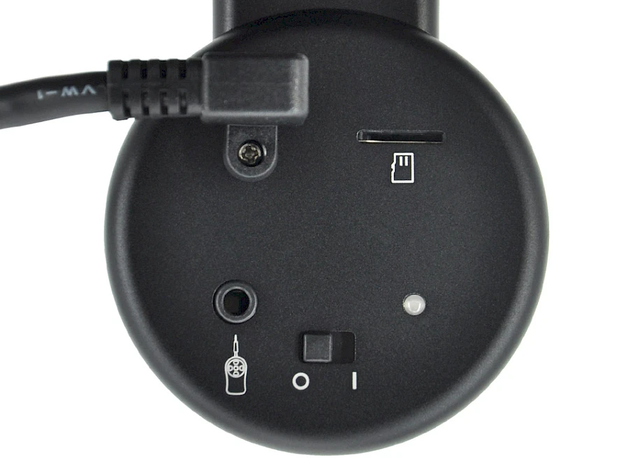 HC210-P's Digital Camera