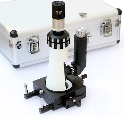 BJ-X and its suitcase