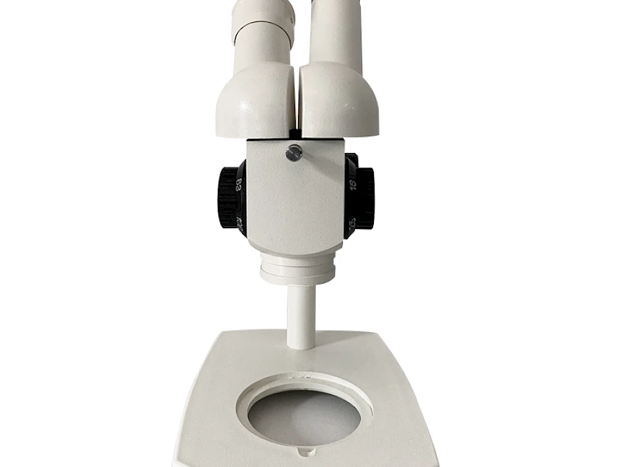 XTT-100 Stereo Microscope