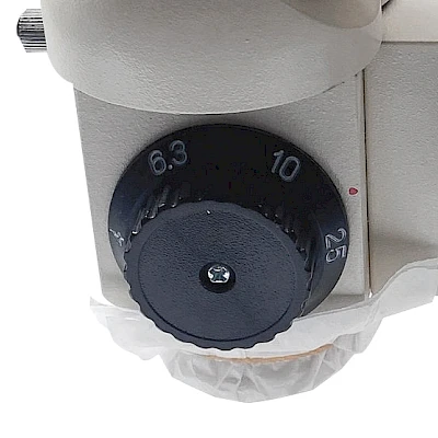 Magnification Adjustable of XTT-100 Stereo Microscope