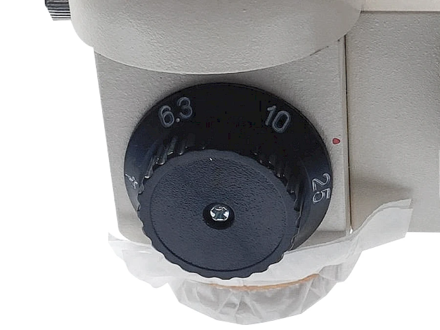 Magnification Adjustable of XTT-100 Stereo Microscope
