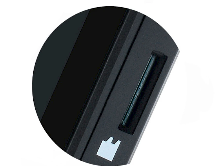 SD Card Slot of DM4