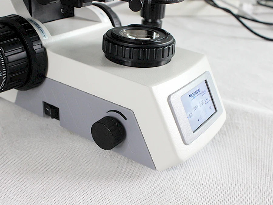 Transmitted Illumination of BL-620T
